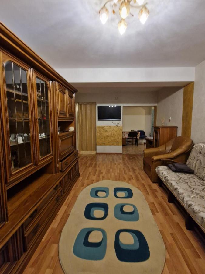 Apartament Victoria Târgu Jiu Exterior foto