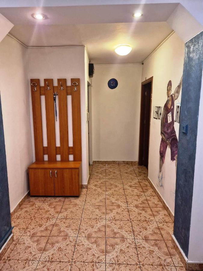 Apartament Victoria Târgu Jiu Exterior foto