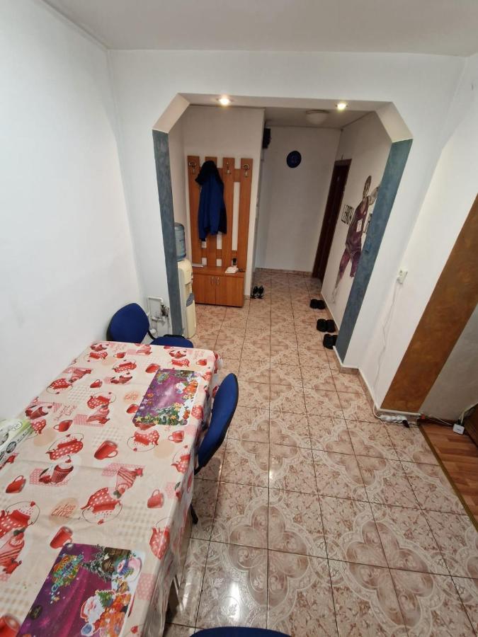 Apartament Victoria Târgu Jiu Exterior foto