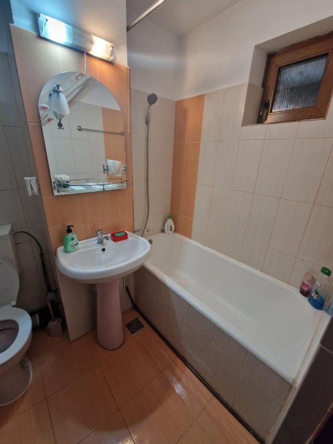 Apartament Victoria Târgu Jiu Exterior foto